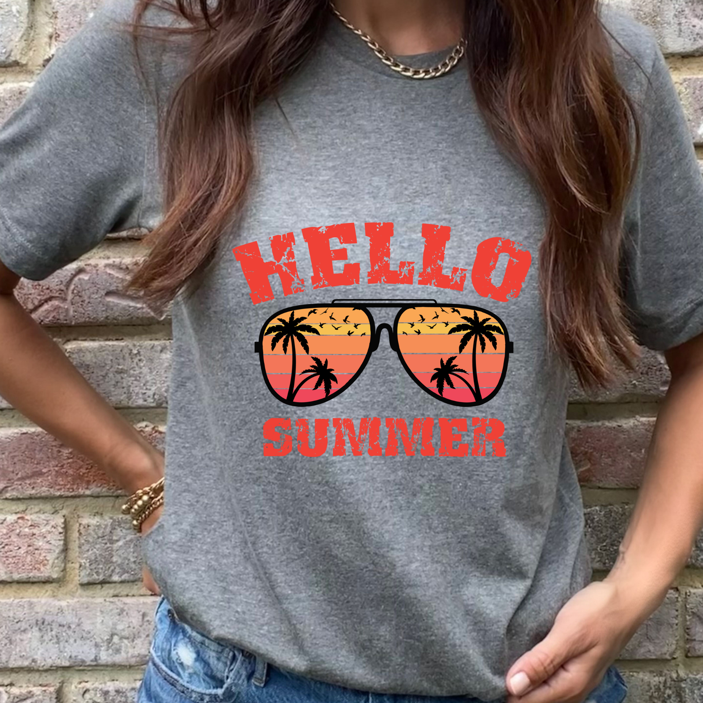 Hello Summer Graphic Tee