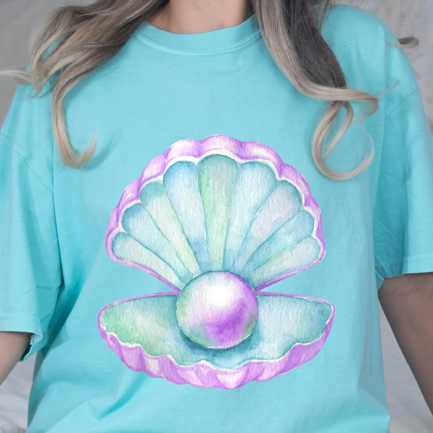 Mermaid Pearl Graphic Tee