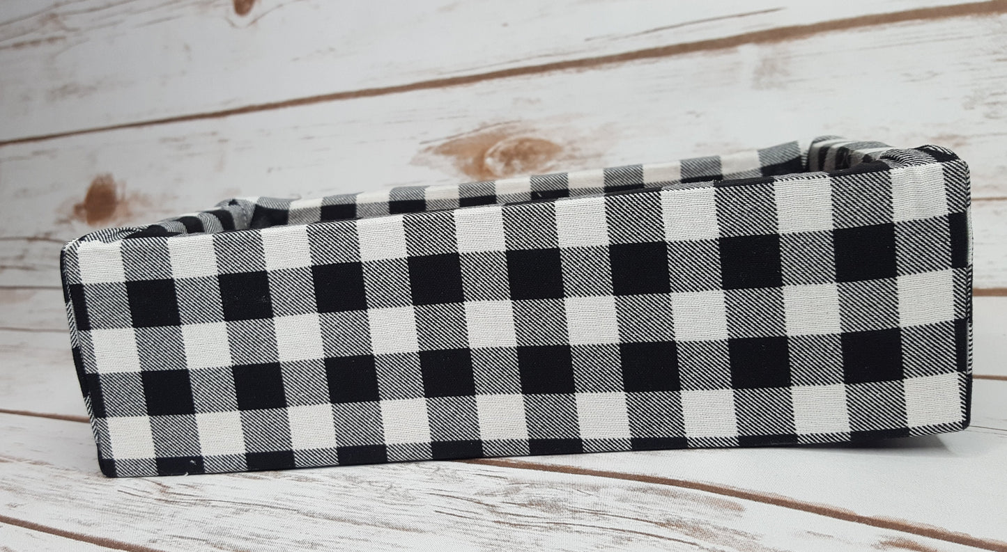 9 in. Plaid Centerpiece Box